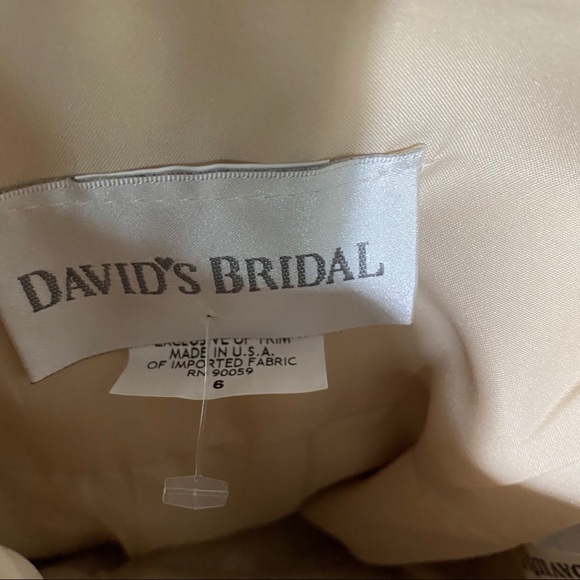David’s Bridal Cream Strapless Formal Dress - Picture 4 of 4